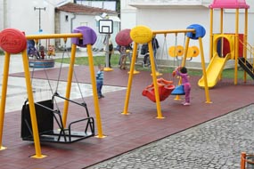 Zabaven park za decata so posebni potrebi