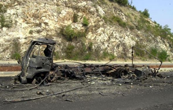 Kamionot vo pepel so deset zrtvi na Karpalak