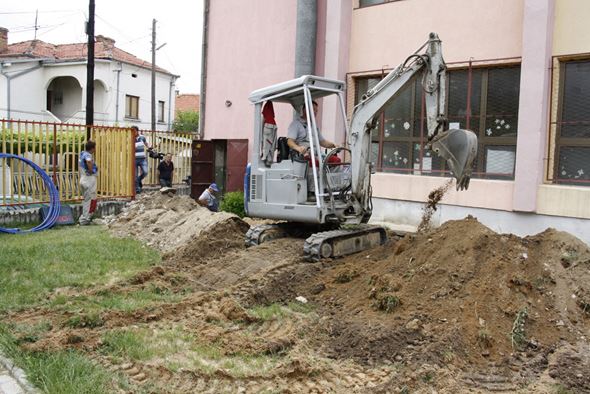 6Kotlara vo OU Dobre Jovanoski