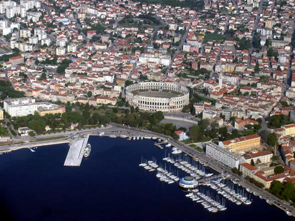 Pula i cela Istra - turisticka Meka na Jadranot