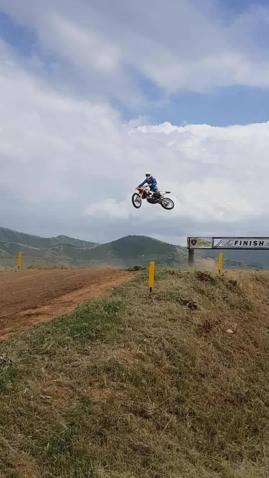 40798-motokros-vozbuduvanja-vo-lagovo-trkachite-na-enduro-najuspeshni-foto2x