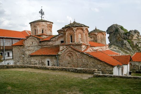 Treskavec-Monastery-Uspenie-na-Presveta-Bogorodica-Prilep-Macedonia-2006-696x463