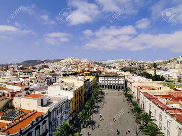 13804918-las-palmas-de-gran-canaria-vista-desde-torre-de-la-catedral-gran-canaria-islas-canarias-españa