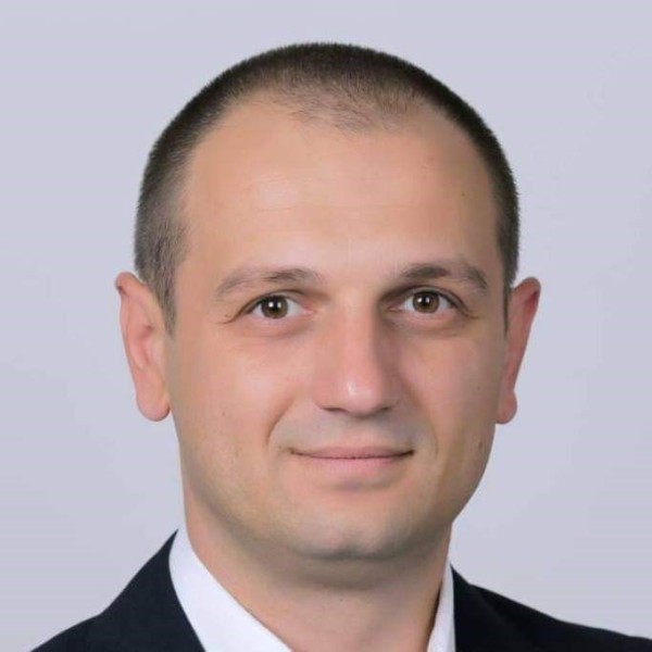 Noviot pretsedatel Dejan Prodanoski na OK na VMRO - DPMNE